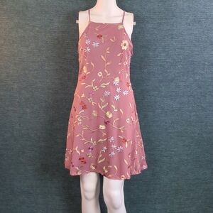 Ivy + Main Cute Summer Dress!